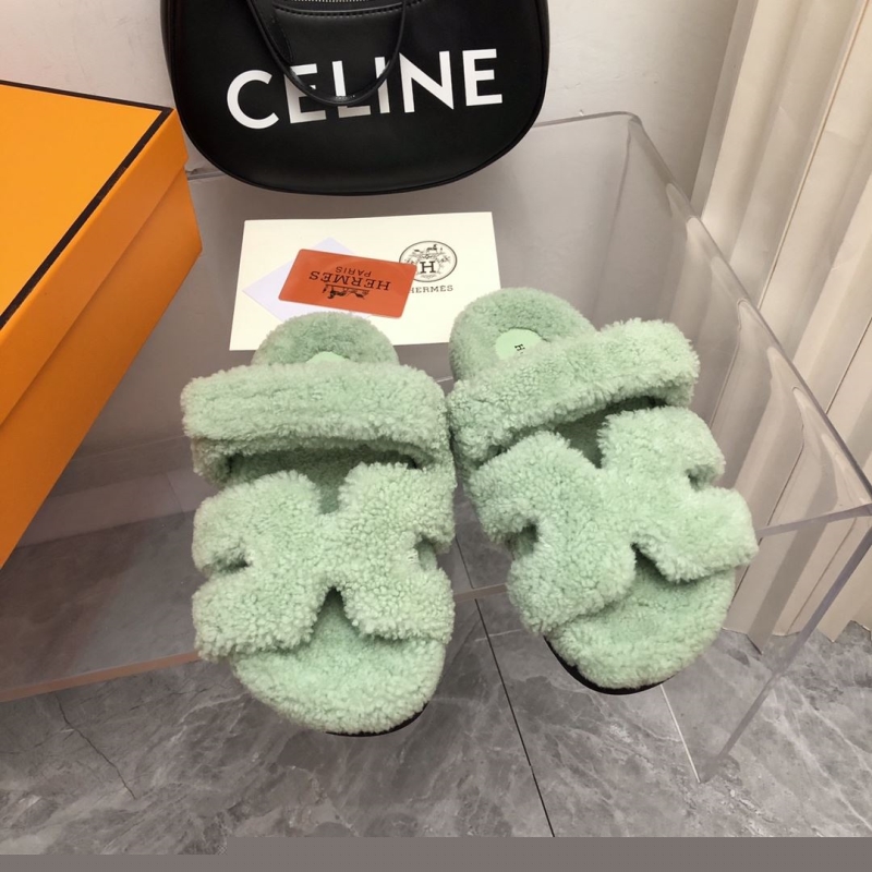 H**mes slippers